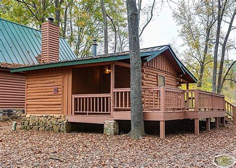 Maybe you would like to learn more about one of these? Heber Springs, AR United States - Lobo Landing Cabin #14 ...