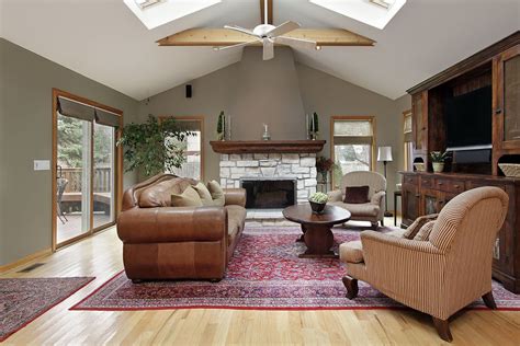 However don't pick a rich color for both the ceiling and the walls, because that has a tendency to make the space feel claustrophobic or too. 54 Living Rooms with Soaring 2-Story & Cathedral Ceilings ...