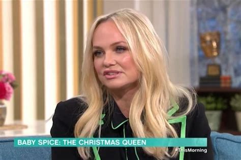 Itv This Morning Fans Distracted By Emma Buntons Outfit As She Teases
