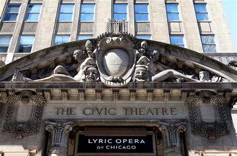 Lyric Opera Musicians Go On Strike Threatening Chicago Opera Season