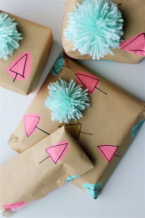 20 Diy Christmas Wrapping Paper Ideas To Make Shelterness