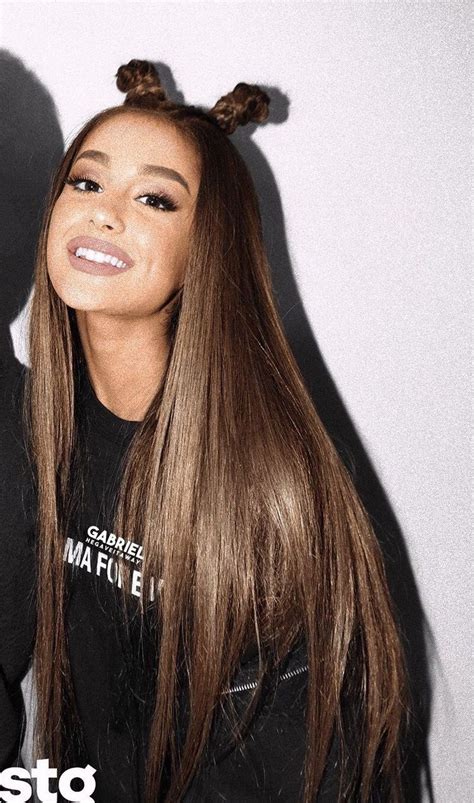 6 Grammy Looks Using Hair Extensions Or Wigs Haar Styling Ariana