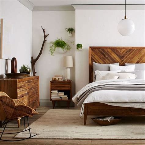 Throw in some custom wood work and wall paneling, a fireplace with wood and stone mantle, and a beautiful stained wood king size bed with cream bedding and you end up with one. 17 Timeless Bedroom Designs With Wooden Furniture For ...