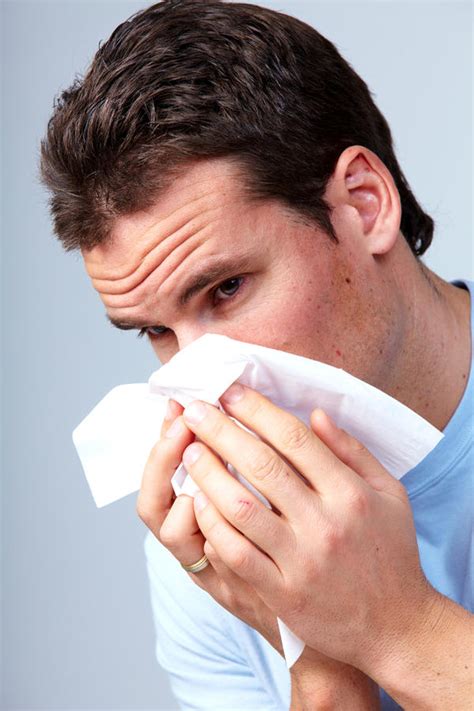 Itchy Ears Sore Throat Runny Nose Sneezing Sore Gargle ...
