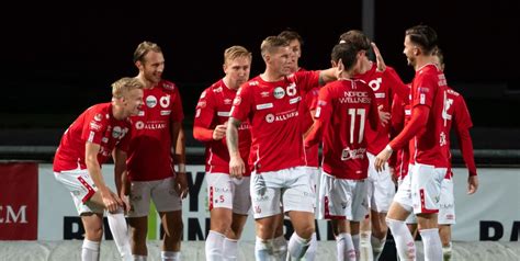 Wwwk, avsnitt 77 degerfors if, 1993 ett gäng oborstade brukspôjker nådde hela vägen till allsvenskan, och kryddat med några jugoslaviska superstjärnor tog de sig ut i europa också. Allsvenska motstådare 2021: Degerfors IF - Halmstads BK