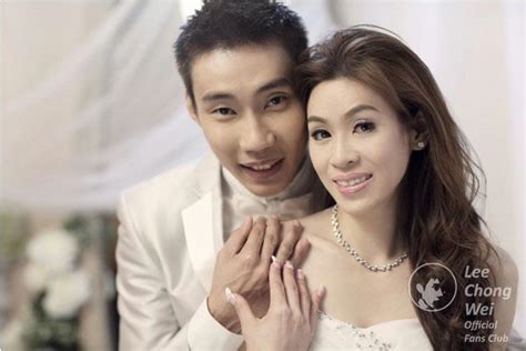 His birthday, what he did before fame, his family life, fun trivia facts, popularity rankings, and more. Datuk Lee Chong Wei vs Wong Mew Choo Wedding Photo - i'm ...