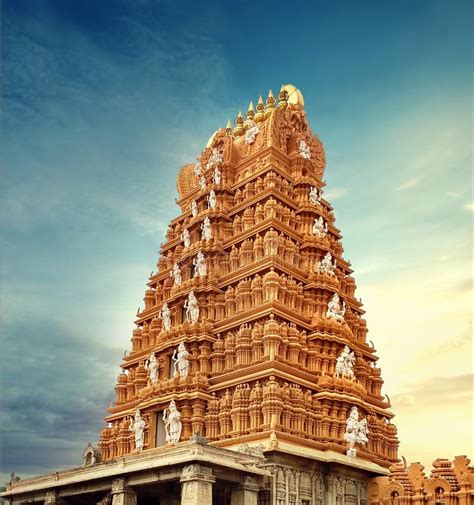 O Templo De Srikanteshwara Também Chamado Templo Nanjundeshwara é Um