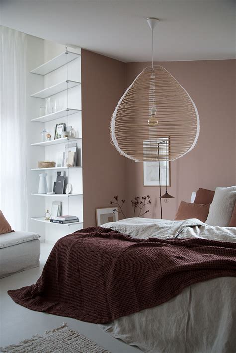 Cozy Bedroom With A Warm Muted Palette My Paradissi