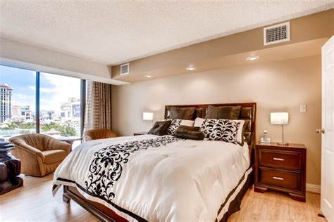 Apartments for everyone in las vegas family apartments in las vegas have plenty of room for everyone. UPDATED 2020 - ON THE STRIP! | 1 Bedroom Luxury Penthouse ...