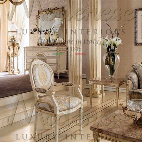 Chairs ⋆ Luxury Italian Classic Furniture