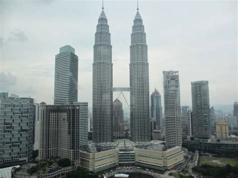 This topic is about the largest and biggest petronas towers in malaysia. World Visits: Petronas Tower - Twin Skyscrapers -- Malaysia