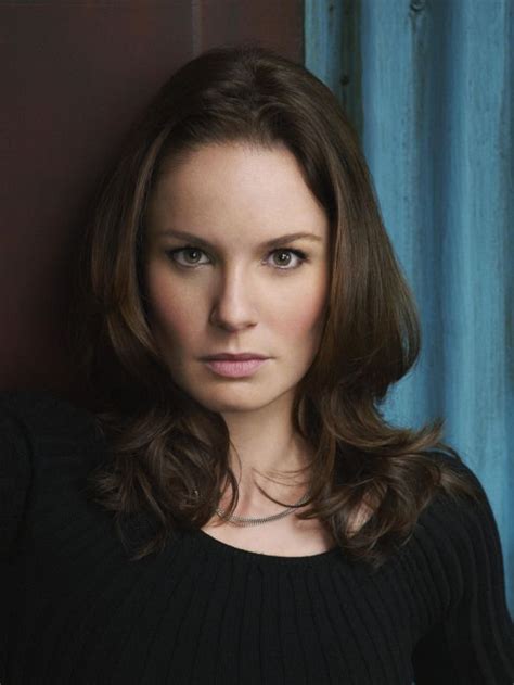 Prison Break Promo Photos DVDbash Sarah Wayne Callies Prison Break