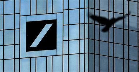 Acciones De Deutsche Bank Caen A Mínimo Histórico Tras Ser Considerado Un Banco Problemático