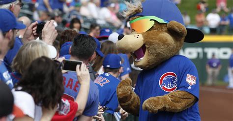 Cubs Mascot Clark The Cub Ranked Top Mlb Mascot Cbs Chicago