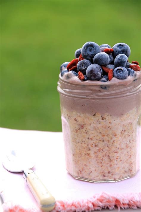 Because nobody wants hot oatmeal in august. 50 Best Overnight Oats Recipes for Weight Loss | Eat This Not That