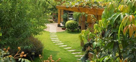 Arborer son jardin trendy maisons with arborer son jardin. amenagement jardin cout - le spécialiste de la décoration ...