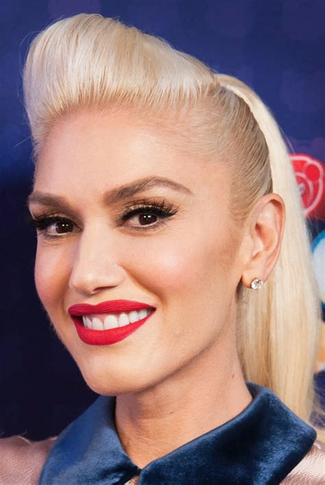 how old is gwen stefani rockshor