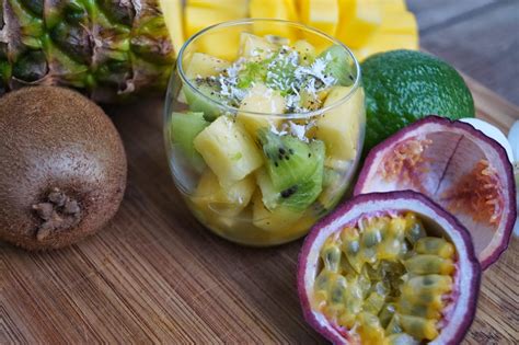 Salade De Fruits Exotiques Mangue Ananas Et Kiwi Recette Par A Ne Hot
