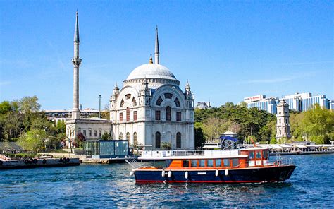 Top 9 Bosphorus Cruises To Check Out While In Istanbul