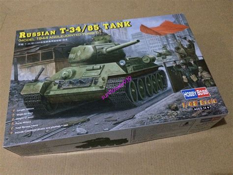 Hobbyboss 148 84809 Russian T3485 1944 Tank With Angle Jointed Turret