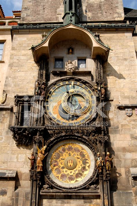 La república checa, también denominada abreviadamente chequia, es un país soberano de europa central sin litoral. Reloj Astronómico DE Praga, República Checa Fotografías de ...