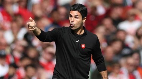 Cesc Fabregas Claims Mikel Arteta Doesnt Give Arsenal Players Freedom Mirror Online