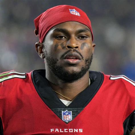 Quintorris lopez julio jones jr (/ˈhuːlioʊ/; Julio Jones Stats, News, Videos, Highlights, Pictures, Bio ...