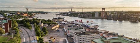 Här går trollhätte kanal med sjöfart till och från vänern. Göteborg | Stena Fastigheter