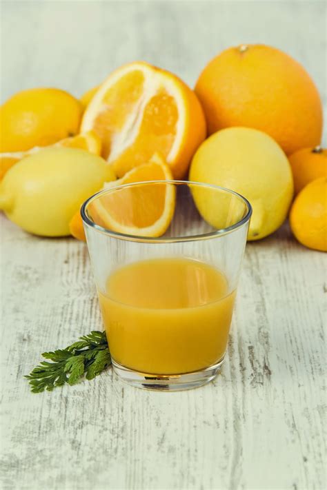 Lemon Orange Cleansing Juice For Energy And Mood Enhancement Raw Edibles