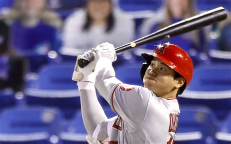 Shohei Ohtani belts homer, drives in 4 as Angels rip Blue Jays