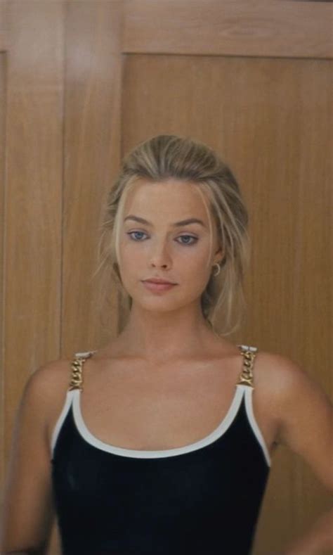 Margot Robbie Wolf Of Wall Street Outfits Diaryhop