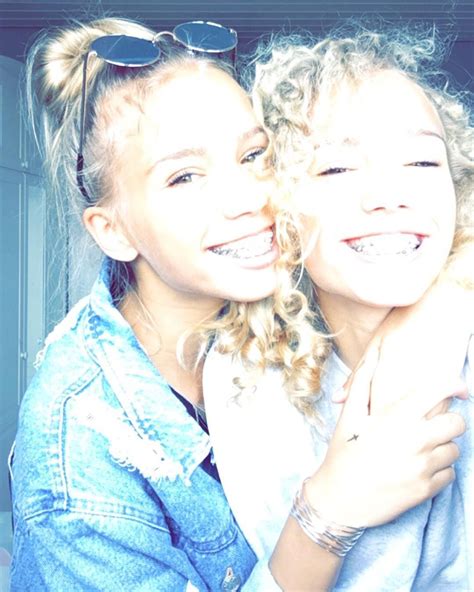 See This Instagram Photo By Lisaandlena • 7675k Likes Spring Outfits Winter Outfits Cute