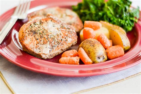 It takes a minute or two less if you pound the chicken. how long to grill pork chops on george foreman grill