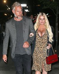 Jessica Simpson Out With Her Husband In New York City 7 31 18 The
