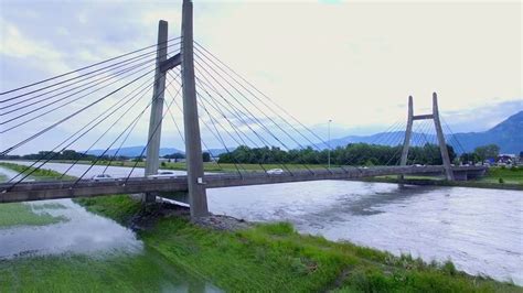 Solch eine wetterlage sei nicht alljährlich, sagt ein meteorologe. 2016 Schweiz / Überschwemmung Rhein bei Diepoldsau - YouTube