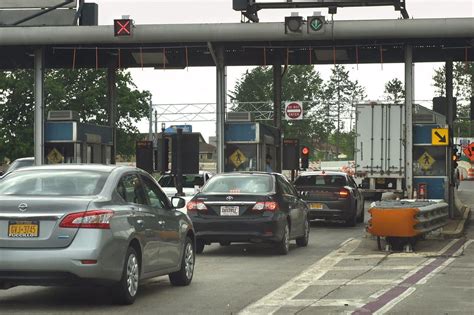 Gov Proposes Eliminating Toll Booths From New York State Thruway By