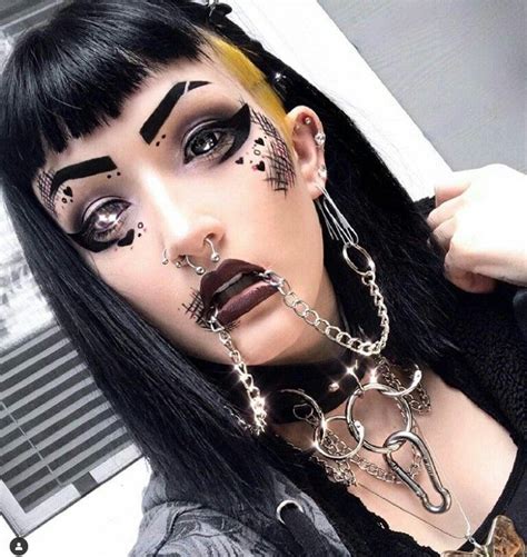 Pin By Angela Jean On Goth Of Unconventional Makeup Gothic Girls