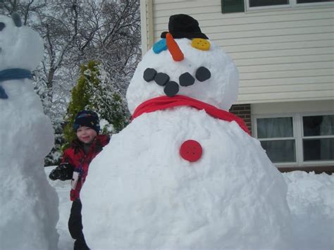 25 Incredible Outside Snow Day Activities Bring The Kids