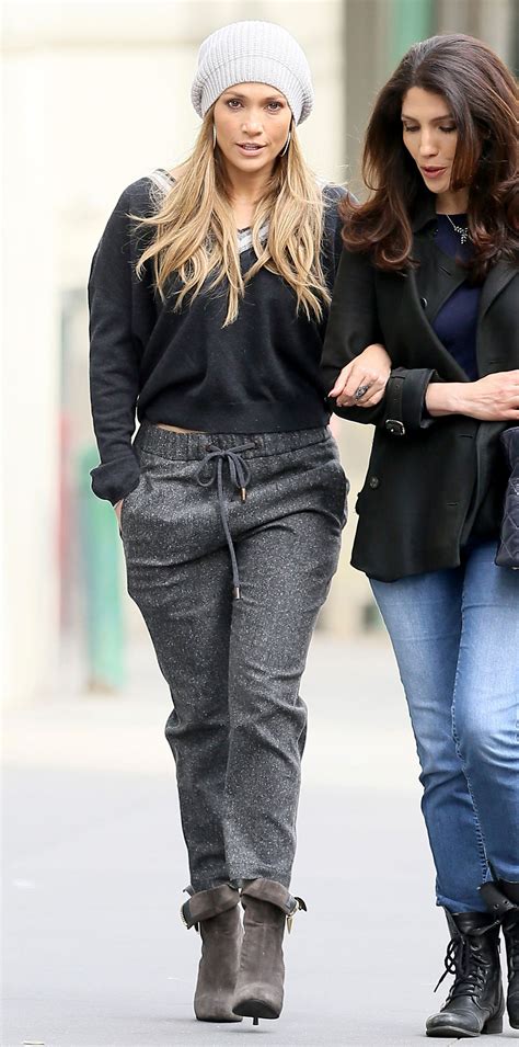 Jennifer Lopezs Most Envy Inducing Street Style Looks Jennifer Lopez
