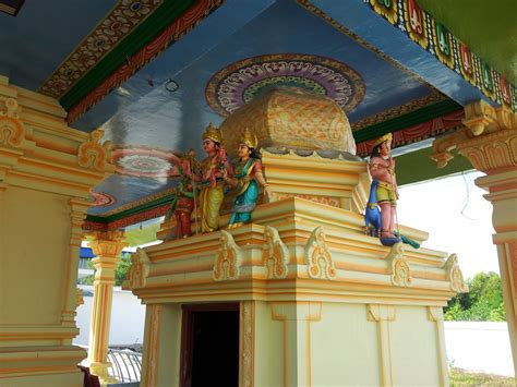 The midlands estate temple, section 7, shah alam (possibly the oldest estate temple in selangor) this temple is located at an area f. Malaysian Temples: Sri Maha Mariamman Temple Section 23 ...