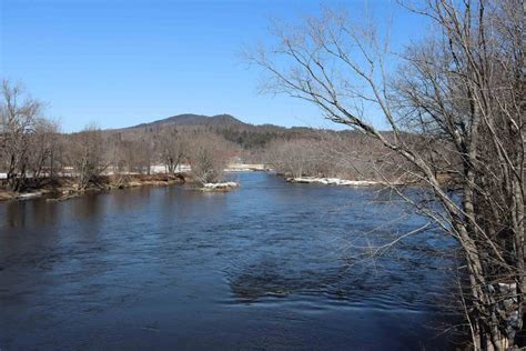 the-polluted-water-of-androscoggin-river