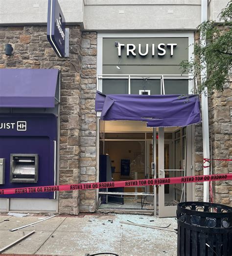 Explosives and Molotov cocktail rock three DC businesses 15 minutes