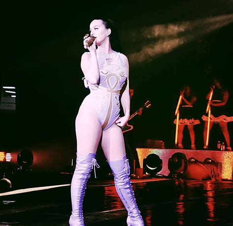 Katy Perry Prismatic Concert In San Juan Gotceleb