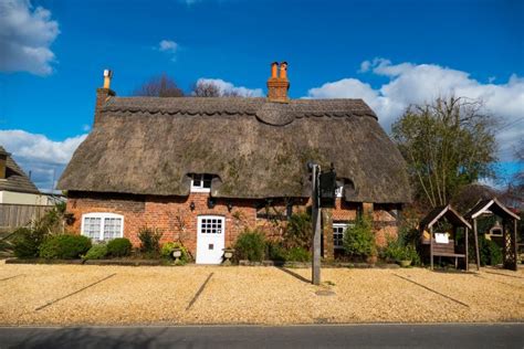 Gorgeous In The New Forest The Thatched Cottage Hotel Thatch Finder