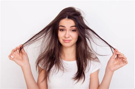 Cara Mengatasi Rambut Mengembang Dan Kering