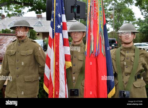 Garden City Ny On August 12 2017 Soldiers From The New York Army