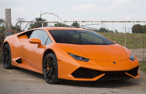 Supercar Review 2015 Lamborghini Huracán LP 610 4 Driving