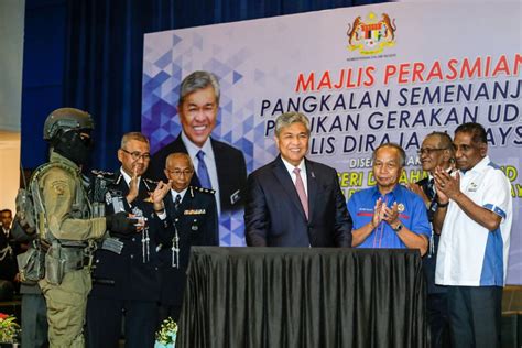 Tan sri dato' seri mohamad fuzi bin harun (born 4 may 1959) is the 11th inspector general of royal malaysia police succeeding khalid abu bakar.23. PU Sendayan, PGU Subang jawab prasangka negatif | Nasional ...