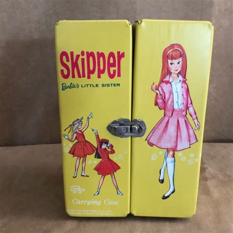 Vintage 1967 Skipper Doll Case Yellow Barbie Storage Wardrobe Vinyl