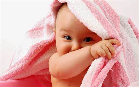 Innocent Baby Hd Wallpaper ~ Charming Collection Of Photos Amusement